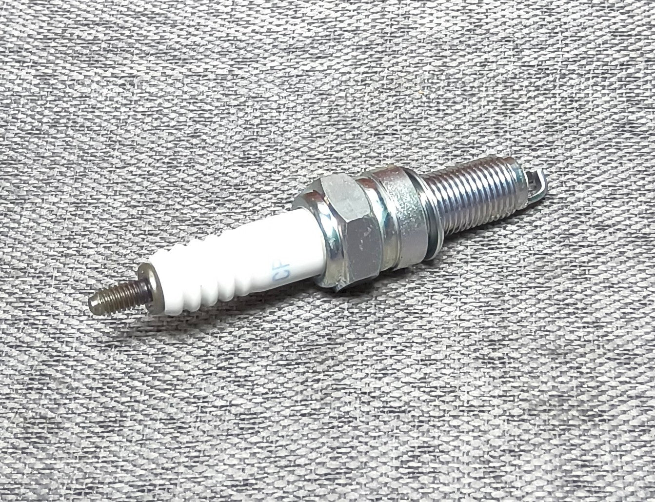 NGK SPARK PLUG JR9C 1250