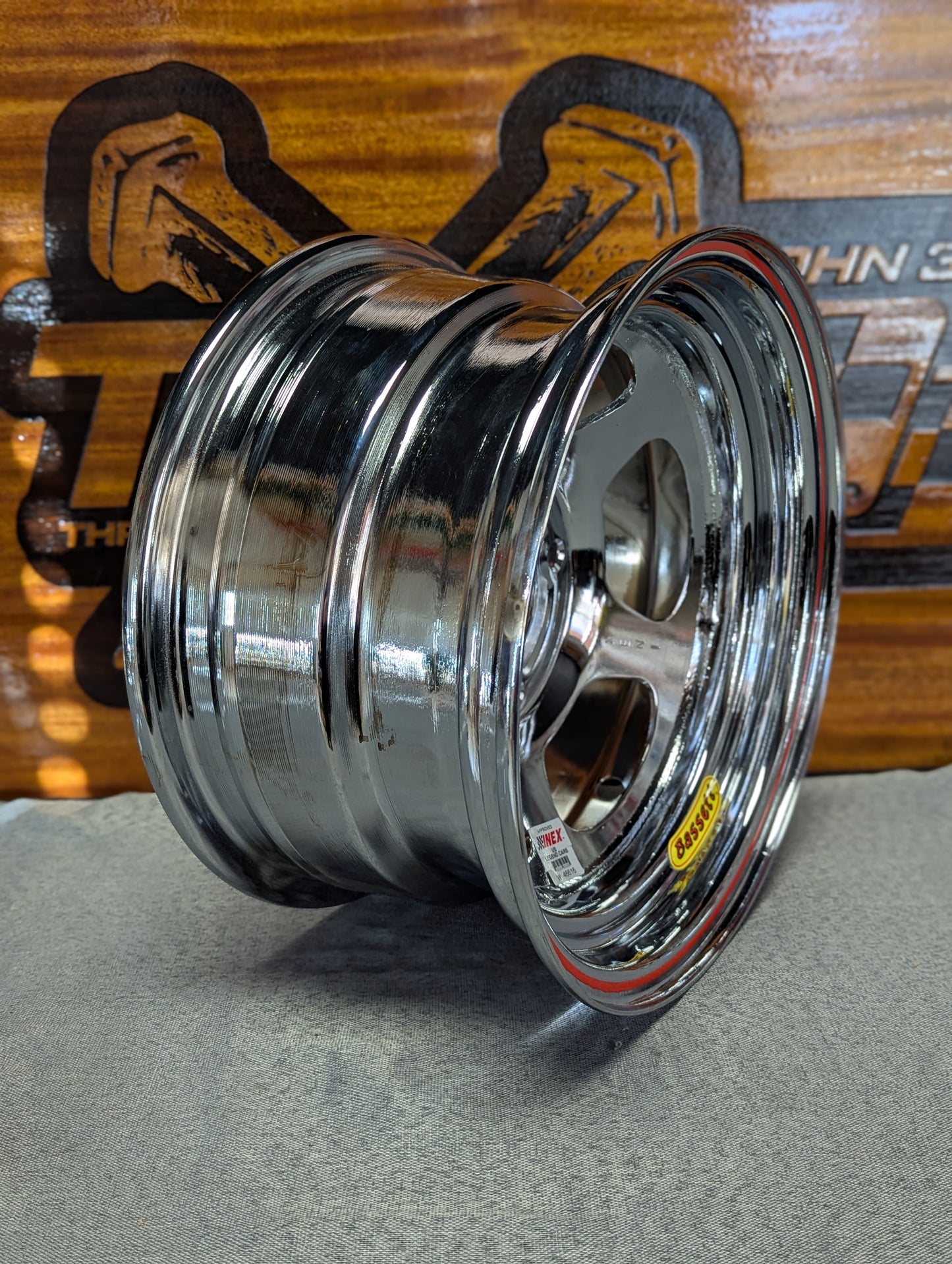 BASSETT WHEEL CHROME