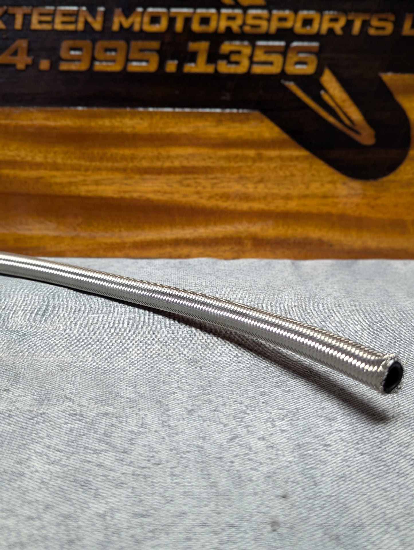 STAINLESS BRAIDED FUEL LINE (PER FOOT)