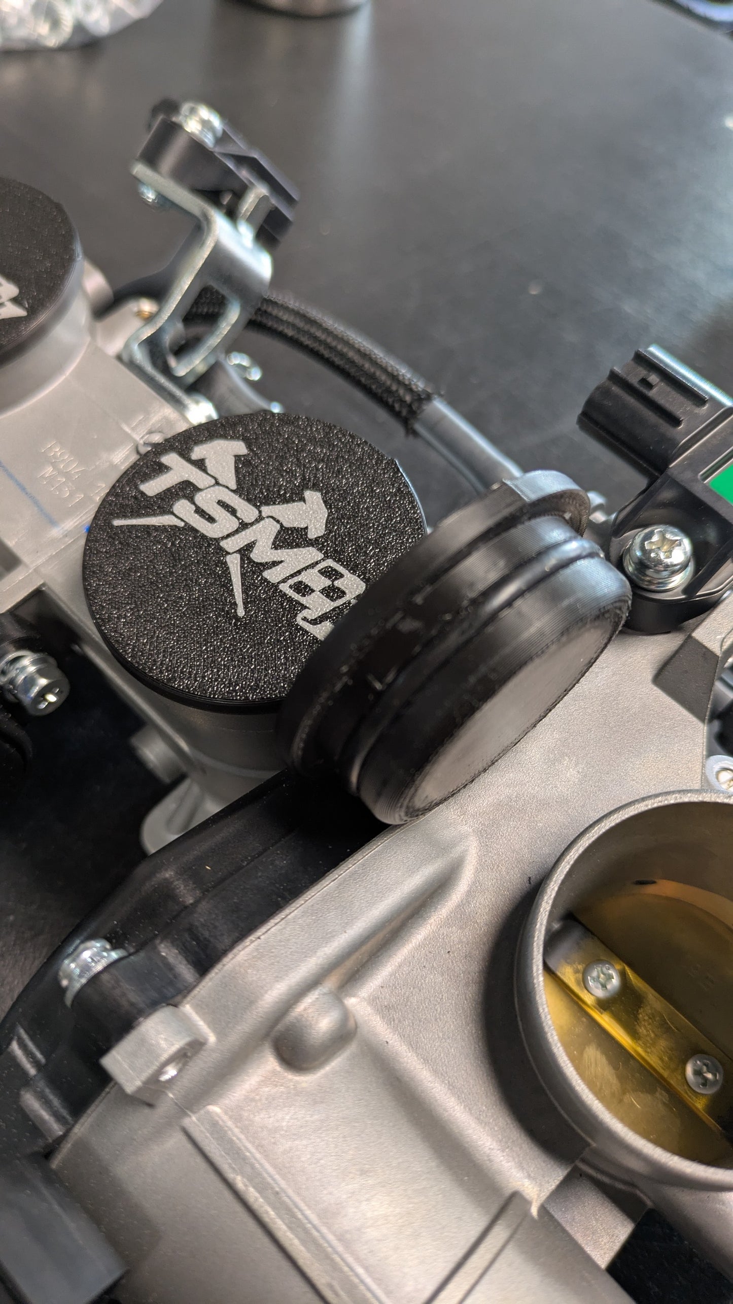 FZ09 & MT09 THROTTLE BODY PLUG