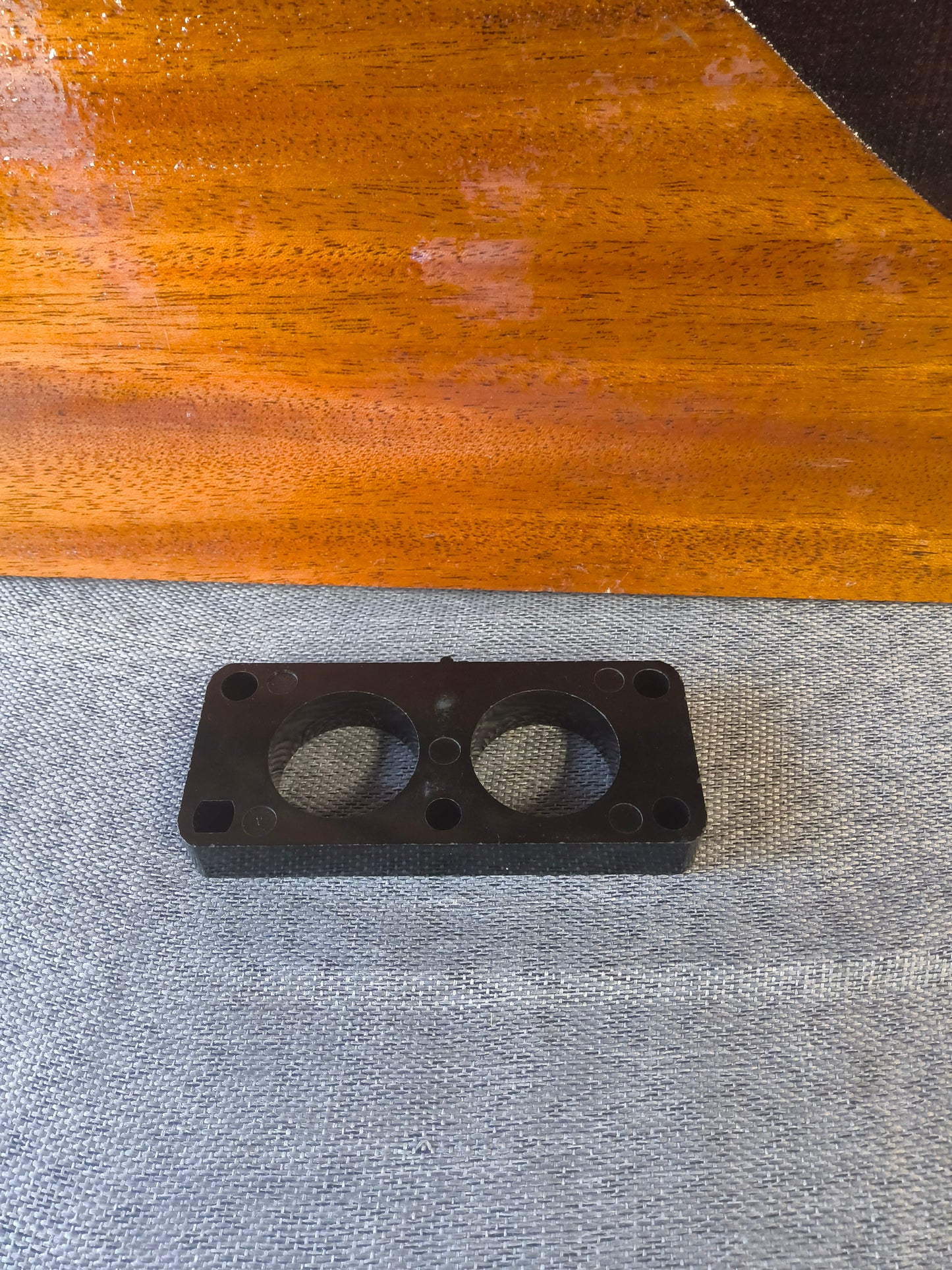 BANDOLERO CARB SPACER