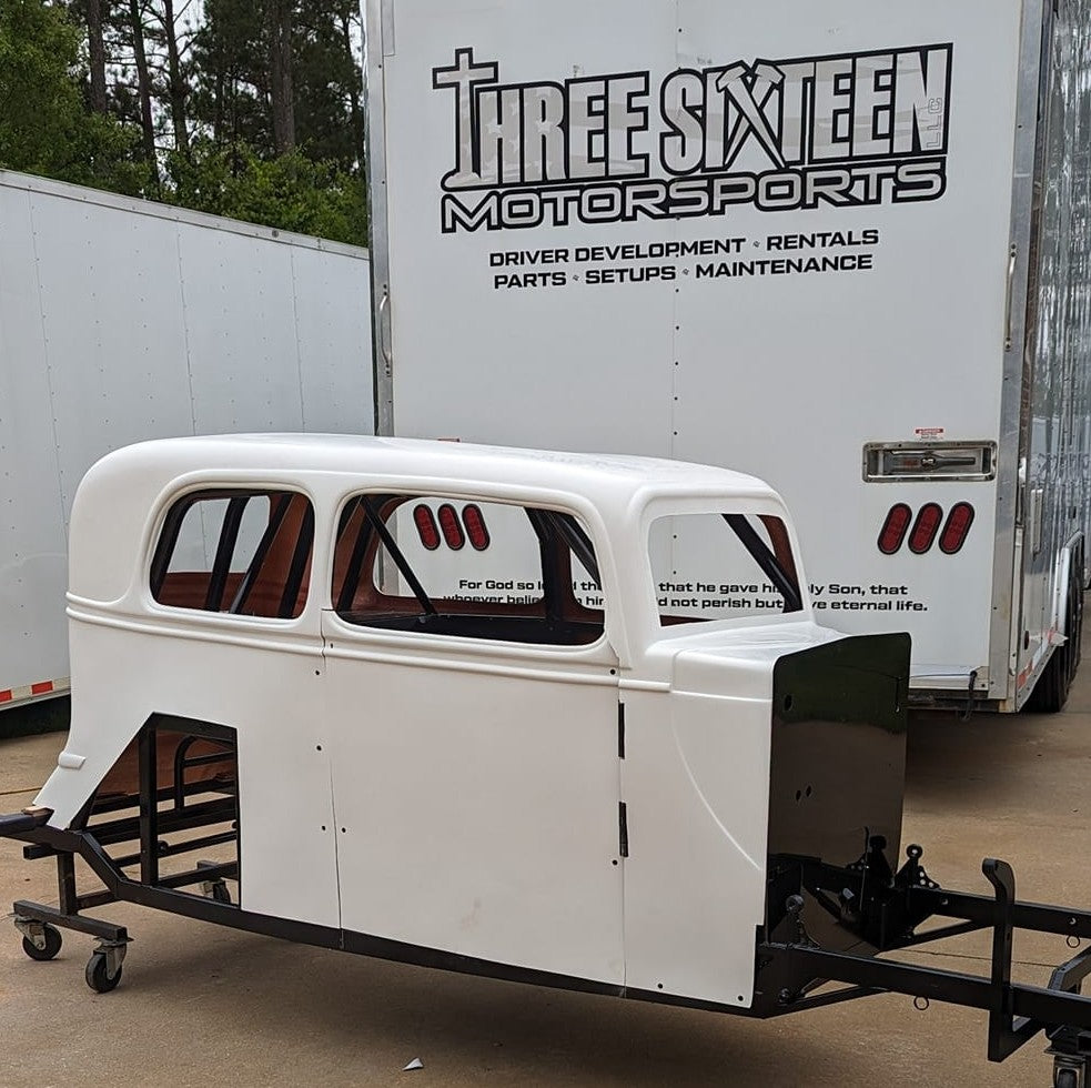 SEDAN BODY