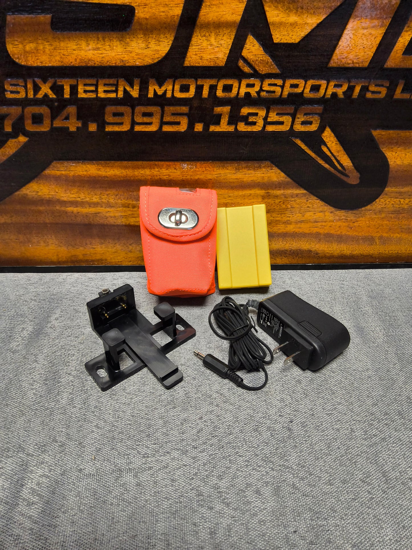 TRANSPONDER PACKAGE W/ MOUNT POUCH & CHARGER