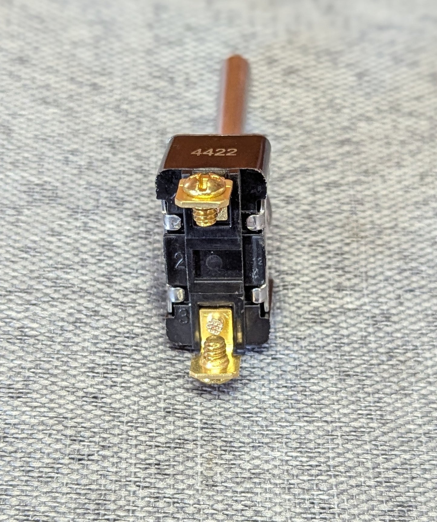 EXTENDED IGNITION SWITCH (TOGGLE)