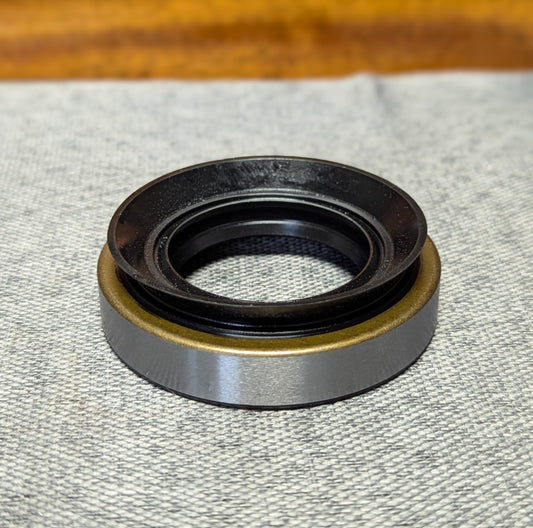 REAR END PINION SEAL